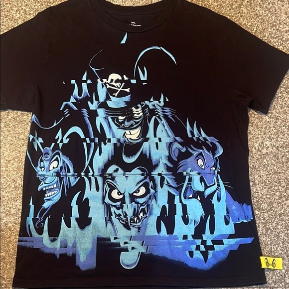 Disney Tops - Dynamic Black and Blue Short Sleeve Tee with Graphic Design